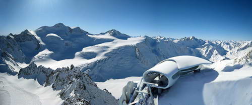 Австрия, Альпы кафе на высоте 3 тысяч метров