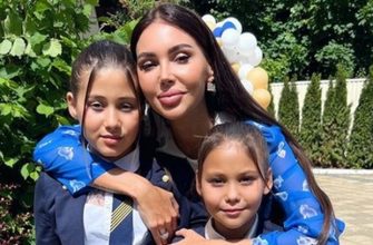 Оксана Самойлова с старшими дочками