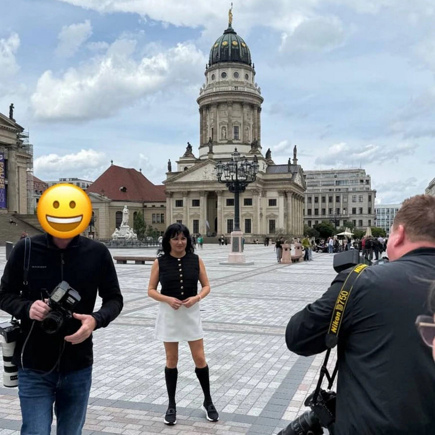 Анна Нетребко стала похожа на изящную статуэтку