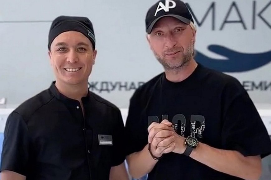 Плющенко сделал пластическую операцию