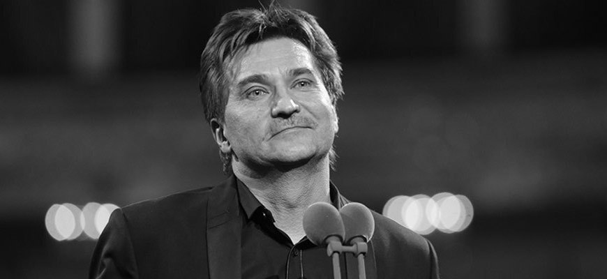Юрий Бутусов