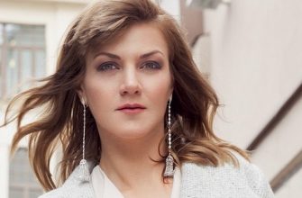 Анна Уколова