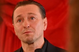 Сергей Безруков