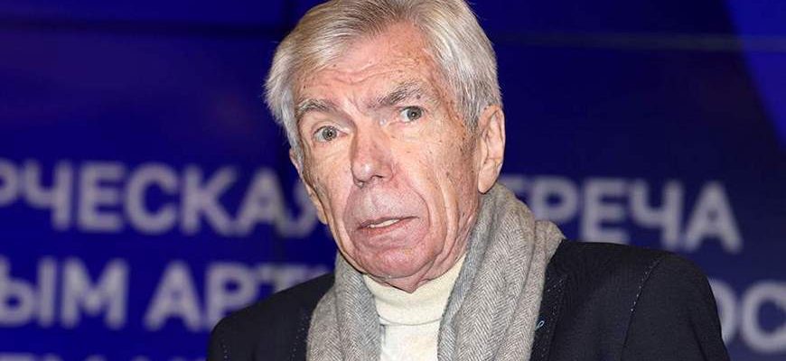 Юрий Николаев