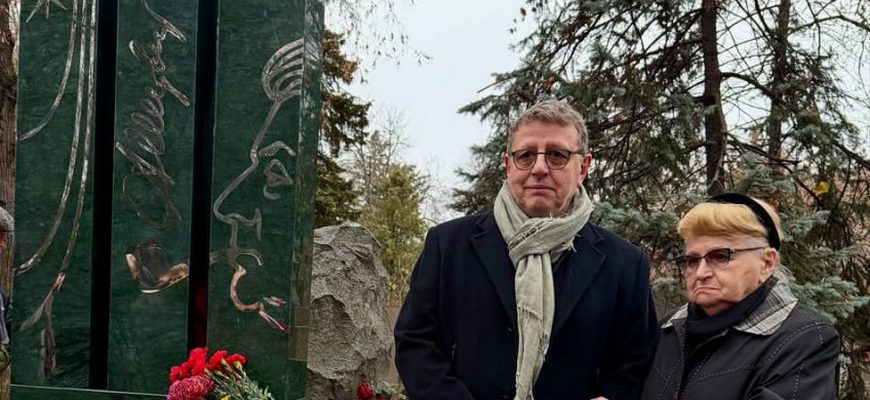 Ширвиндт вдова Наталья Белоусова, сын Михаил