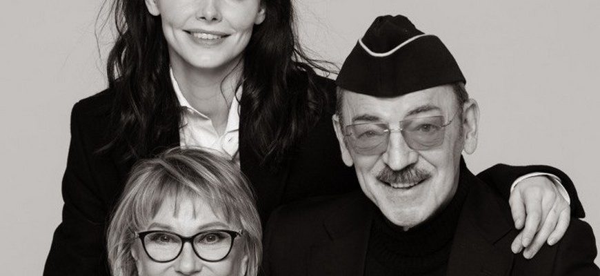 Лиза Боярская с родителями