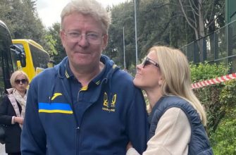 Катя с знаменитым игроком Динамо Киев Олегом Кузнецовым