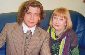 Лева Би-2 поздравил с ДР маму