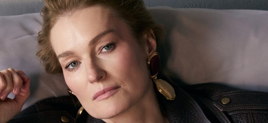 Виктория Толстоганова о 18-летии сына