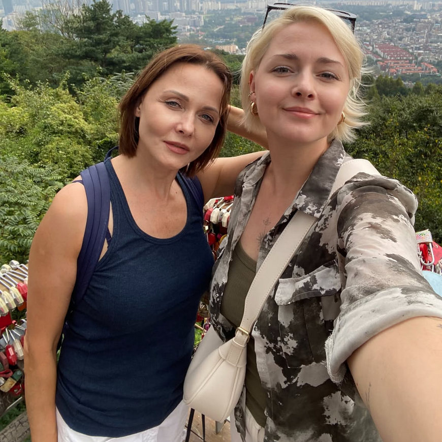 Дарья Повереннова и Полина 34 года